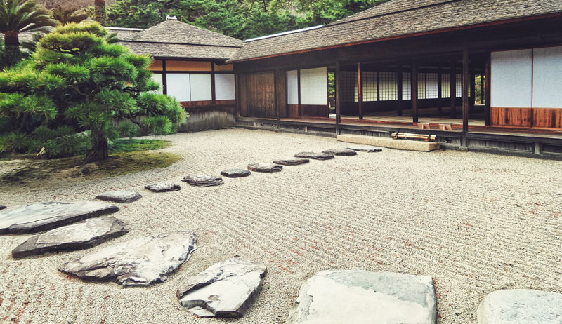 Trittsteine in Zen Garten